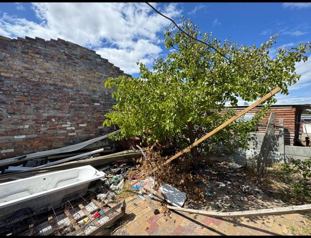 318M² VACANT LAND FOR SALE IN ELECTRIC CITY